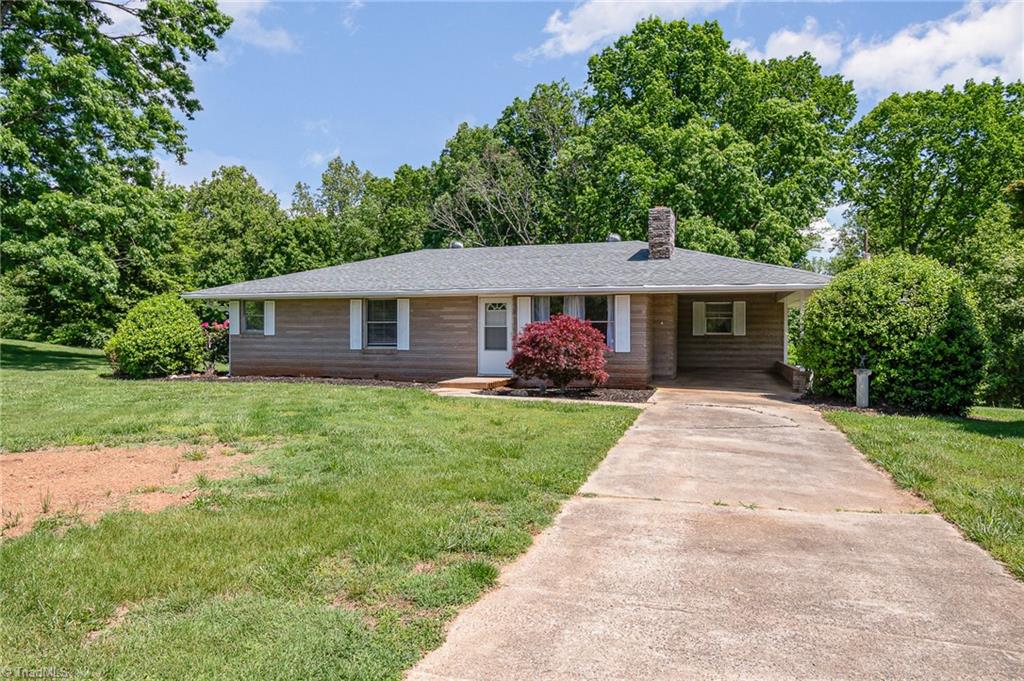 3125 YMCA Camp Road King, NC 27021 - Photo 3 of 27