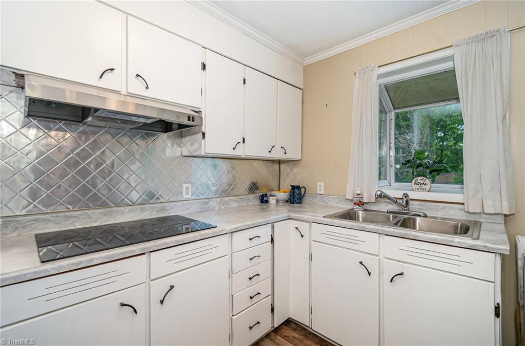 3125 YMCA Camp Road King, NC 27021 - Photo 10 of 27