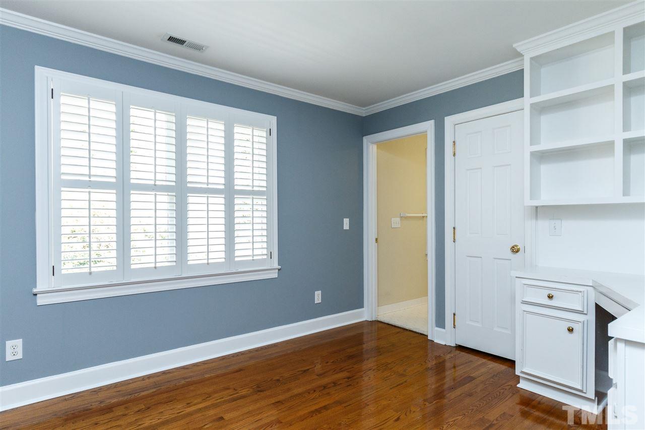 2508 Winterbury Court Raleigh, NC 27607 - Photo 19 of 30 Gallery Image 19