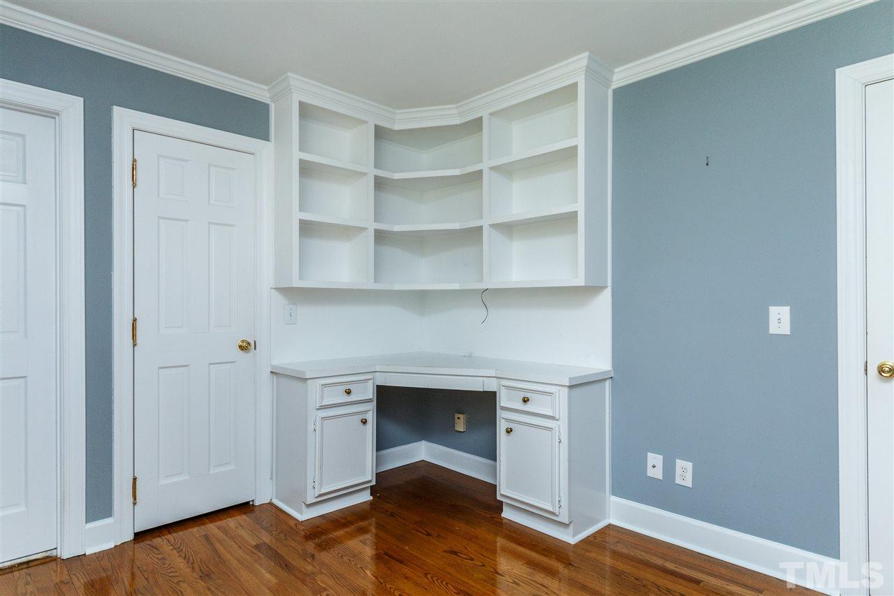 2508 Winterbury Court Raleigh, NC 27607 - Photo 20 of 30 Gallery Image 20
