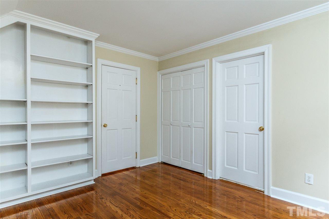 2508 Winterbury Court Raleigh, NC 27607 - Photo 24 of 30 Gallery Image 24