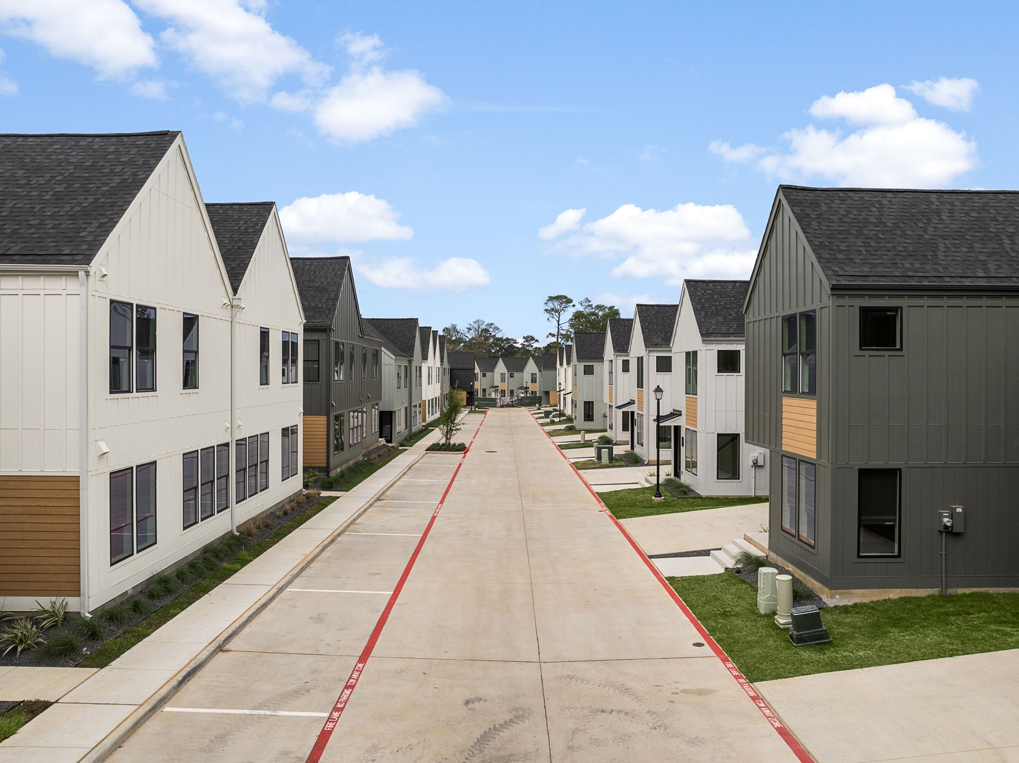 1941 Sawdust Road, Unit 274 The Woodlands, TX 77380 - Photo 11 of 16 a view of a house with entertaining space