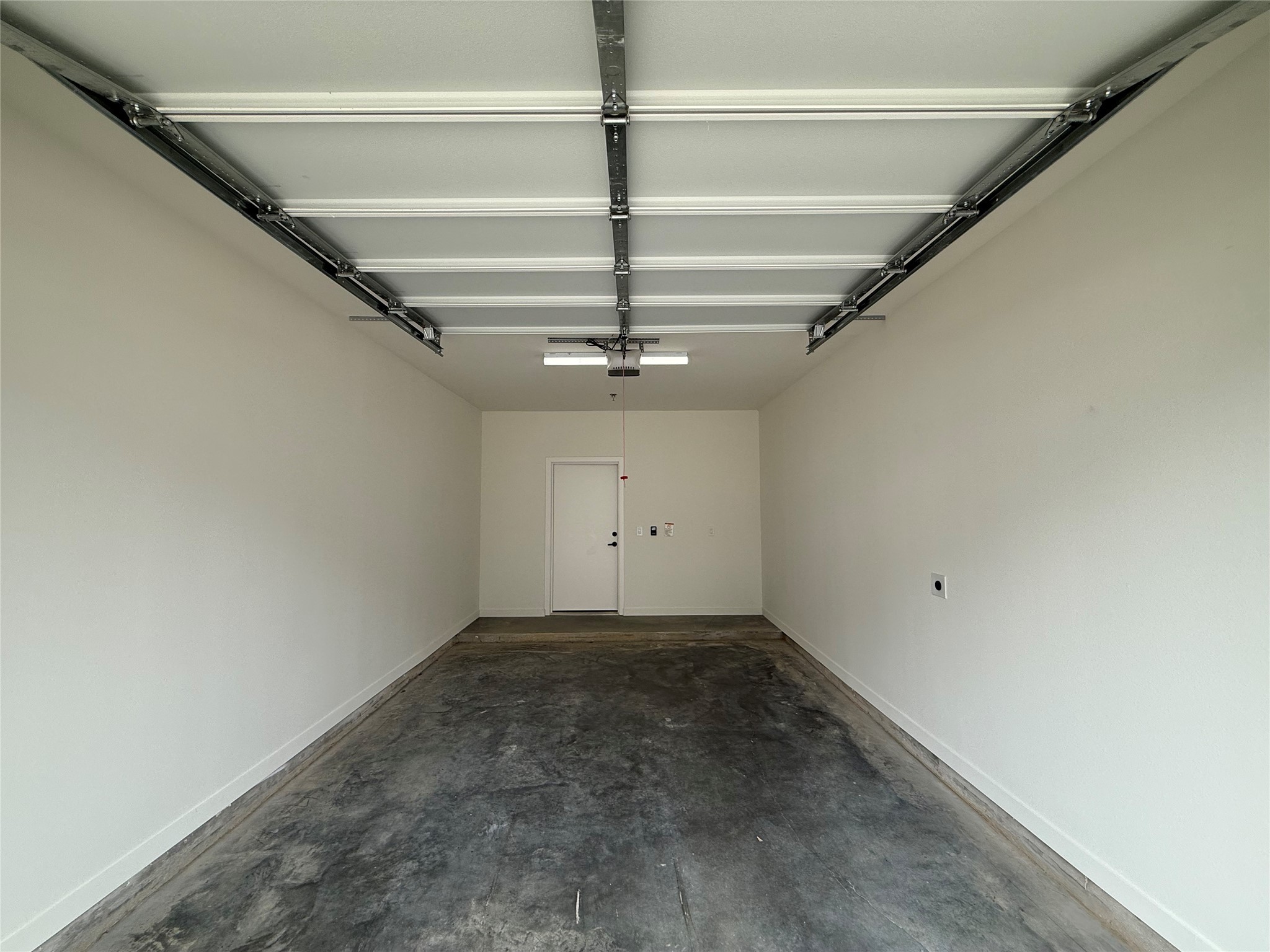 1941 Sawdust Road, Unit 274 The Woodlands, TX 77380 - Photo 8 of 16 a view of empty room