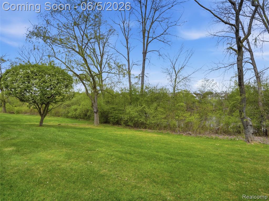 5211 Belmonte Drive Rochester, MI 48306 - Photo 35 of 40