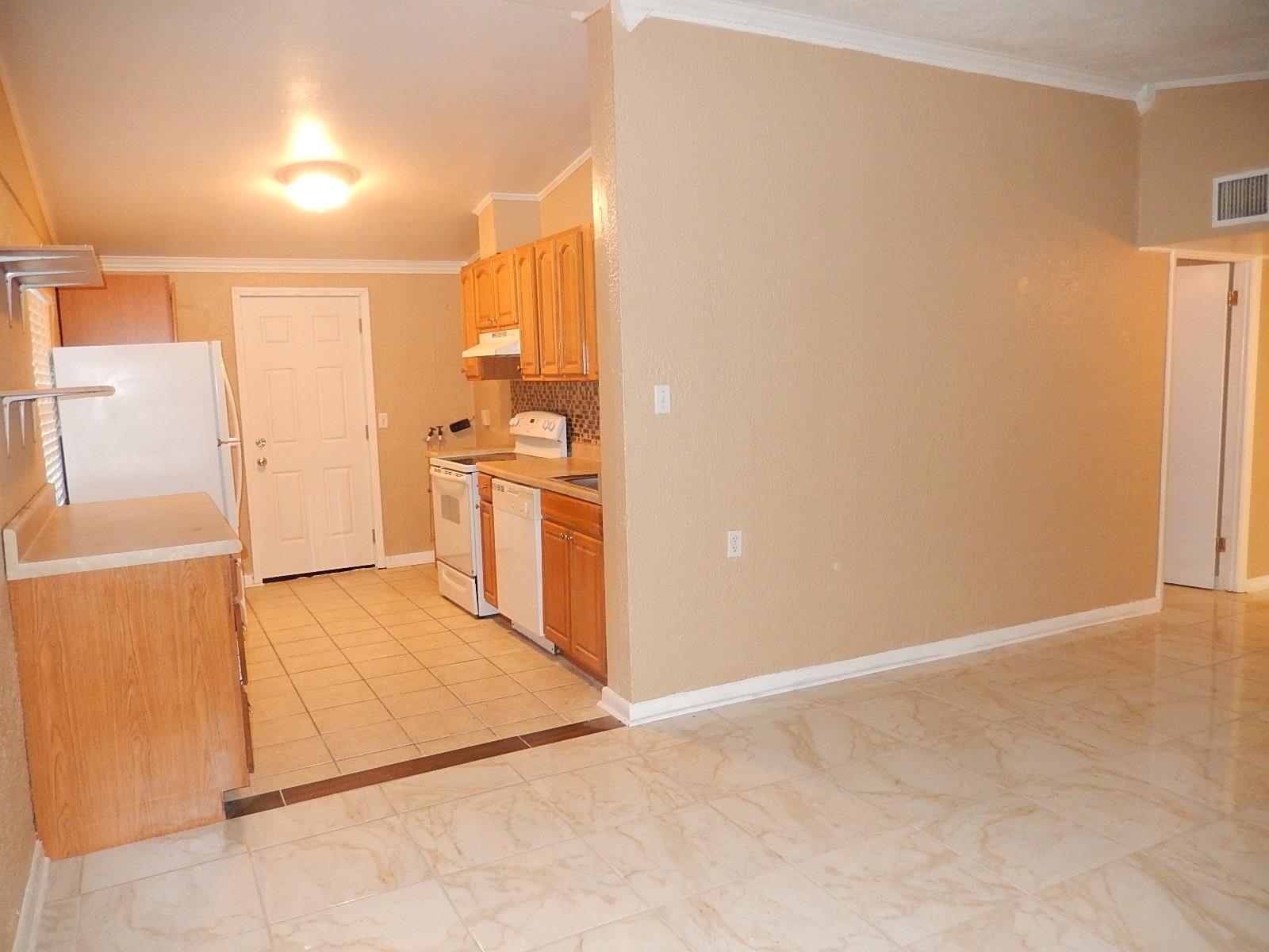 2917 Mission Road Tallahassee, FL 32304 - Photo 4 of 12