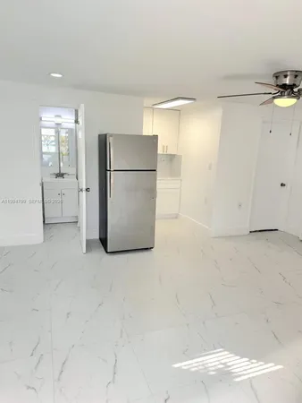 $1,200 | 11517 Southwest 34th Lane, Miami, FL 33165