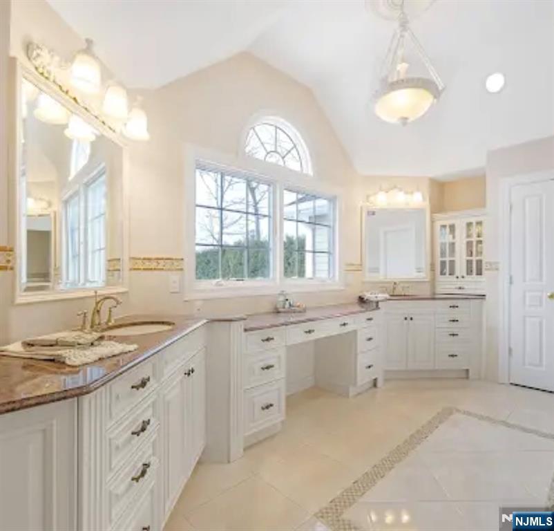 133 Rutherford Road Mahwah, NJ 07430 - Photo 11 of 27