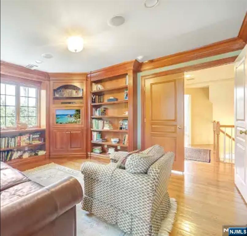 133 Rutherford Road Mahwah, NJ 07430 - Photo 12 of 27