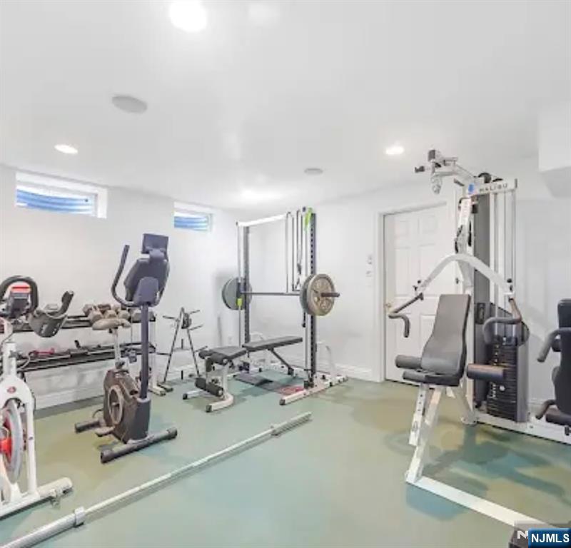 133 Rutherford Road Mahwah, NJ 07430 - Photo 20 of 27