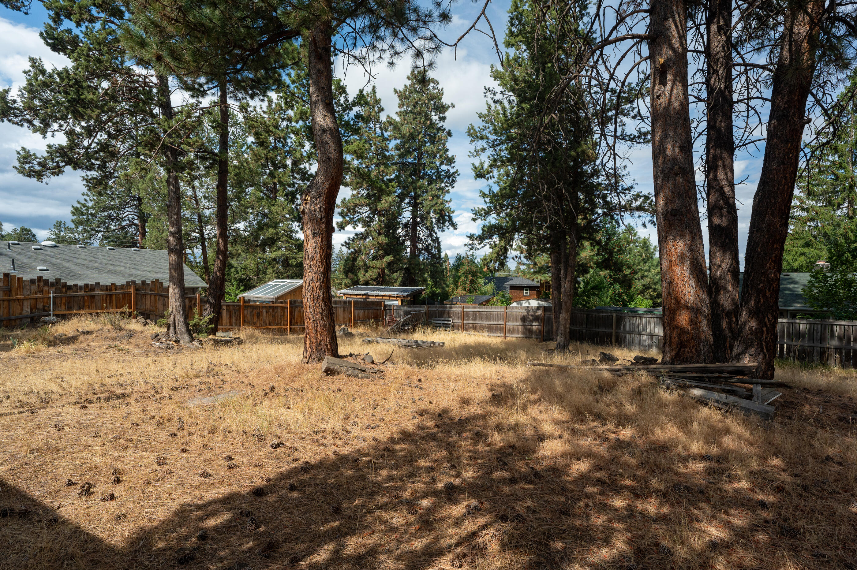 61494 Southwest Blakely Road Bend, OR 97702 - Photo 43 of 51 17_61494-sw-blakely-rd-105