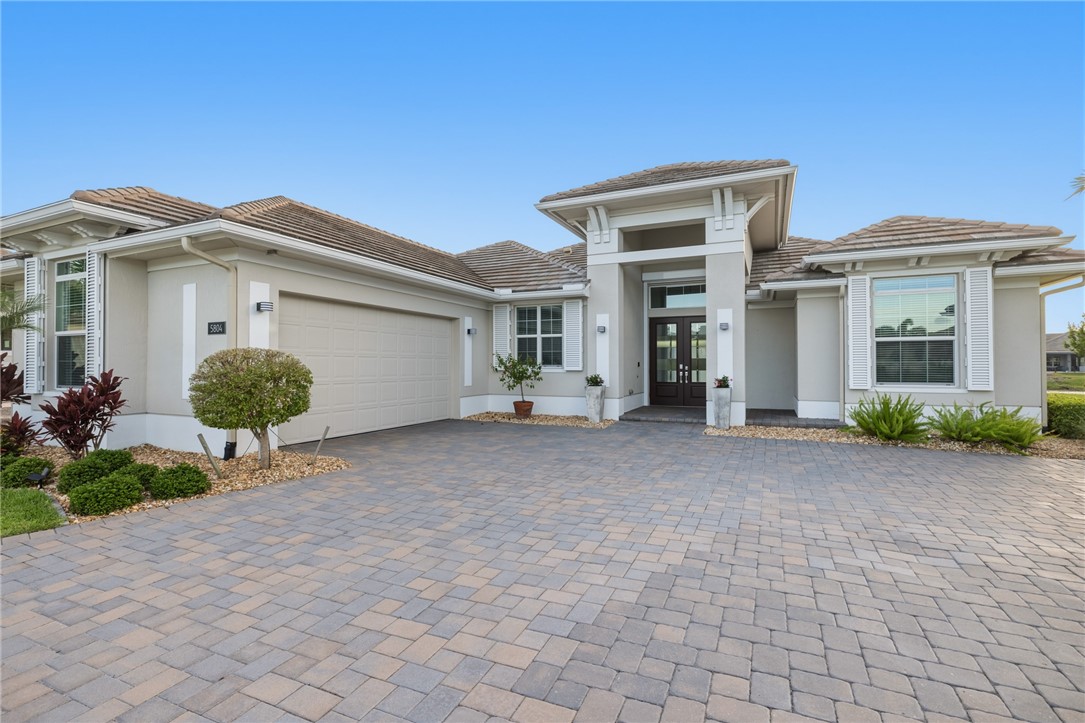 5804 Lake Pine Road Vero Beach, FL 32967 - Photo 2 of 36