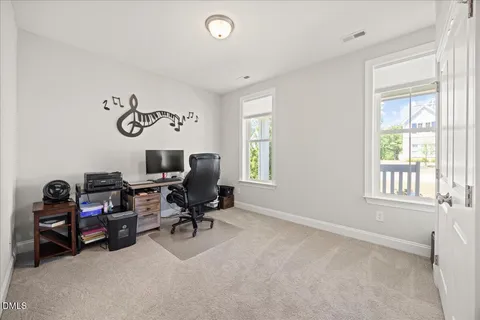 $595,000 | 307 West Amber Oak Drive, Selma, NC 27576