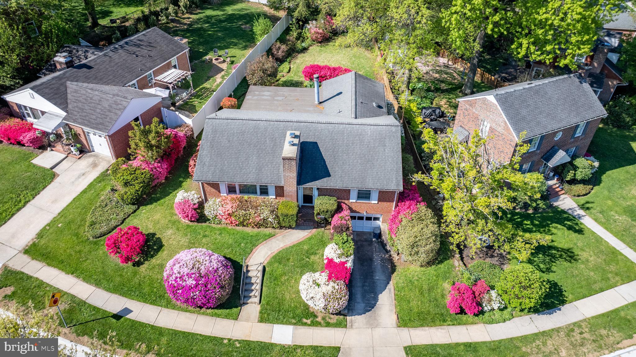 909 Weatherbee Road Towson, MD 21286 - Photo 3 of 51