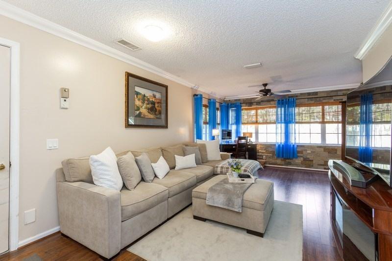 10611 Bexley Boulevard Boca Raton, FL 33428 - Photo 9 of 25 07_10611BexleyBlvd_3_FamilyRoom_FlexMLS8