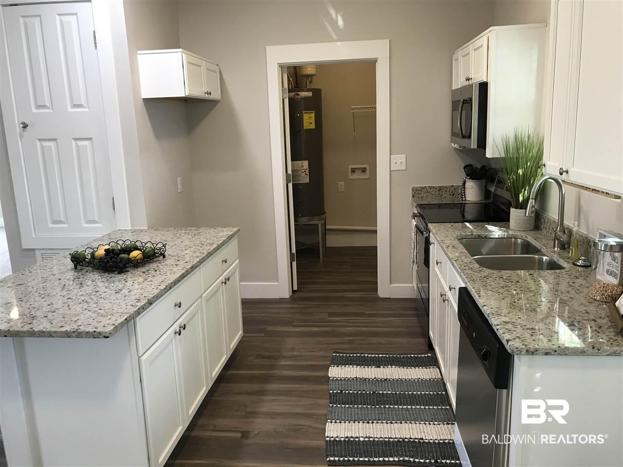 68 Steele Lane Loxley, AL 36551 - Photo 6 of 21 Kitchen