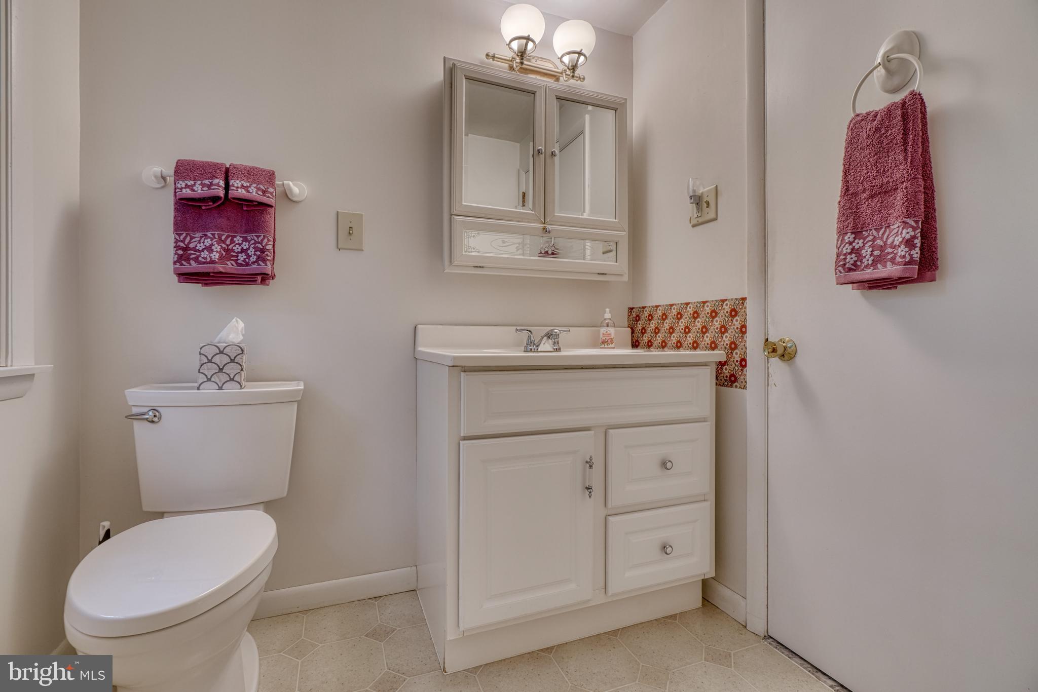 1220 Vermont Road Bel Air, MD 21014 - Photo 35 of 48 Hall Bath