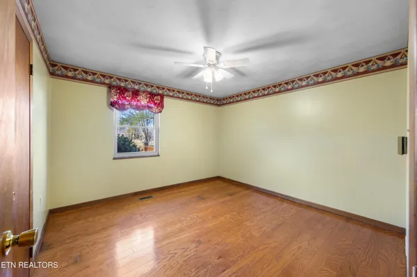 $229,900 | 691 Barclay Lane, Jellico, TN 37762