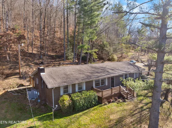 $229,900 | 691 Barclay Lane, Jellico, TN 37762