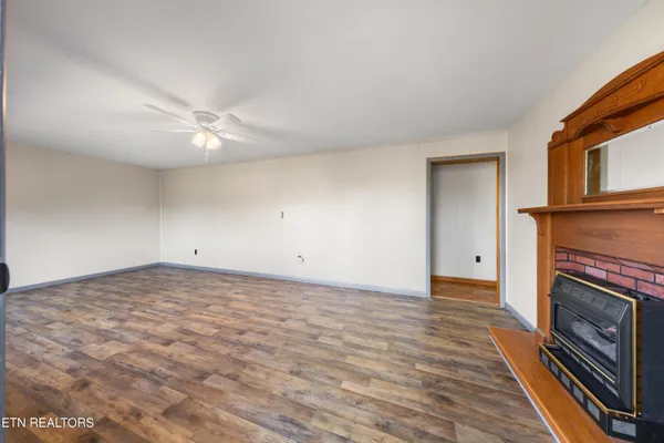 $229,900 | 691 Barclay Lane, Jellico, TN 37762