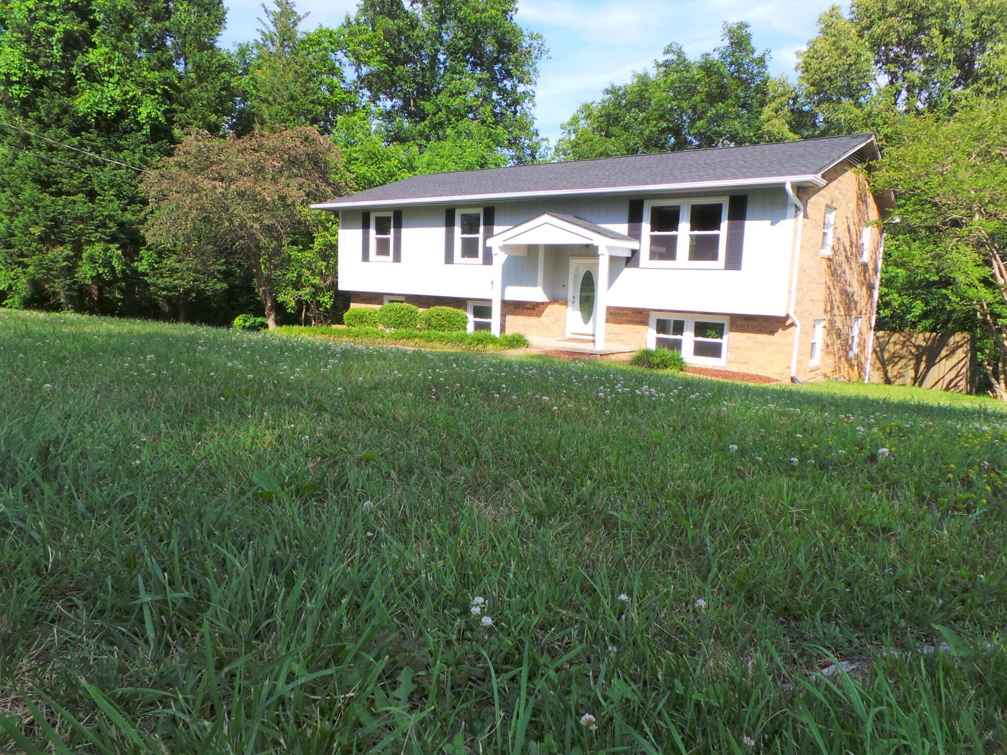 1029 Amersham Road Kingsport, TN 37660 - Photo 51 of 73 CITY SCHOOLS AND EASY LIVING