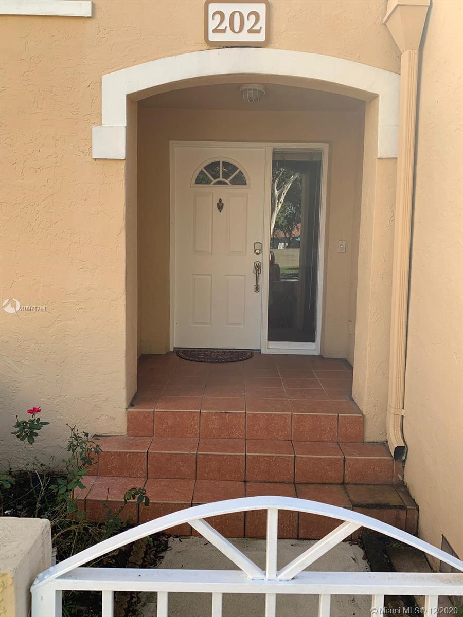 14705 Balgowan Road, Unit 20211 Miami Lakes, FL 33016 - Photo 2 of 33 Gallery Image 2