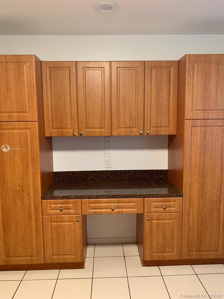 14705 Balgowan Road, Unit 20211 Miami Lakes, FL 33016 - Photo 16 of 33 Gallery Image 16