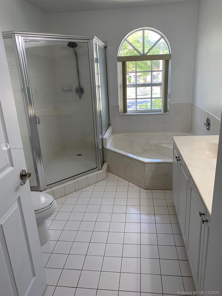 14705 Balgowan Road, Unit 20211 Miami Lakes, FL 33016 - Photo 26 of 33 Gallery Image 26
