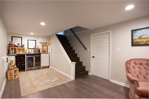 $375,000 | 5416 West 50th Street, Roeland Park, KS 66205