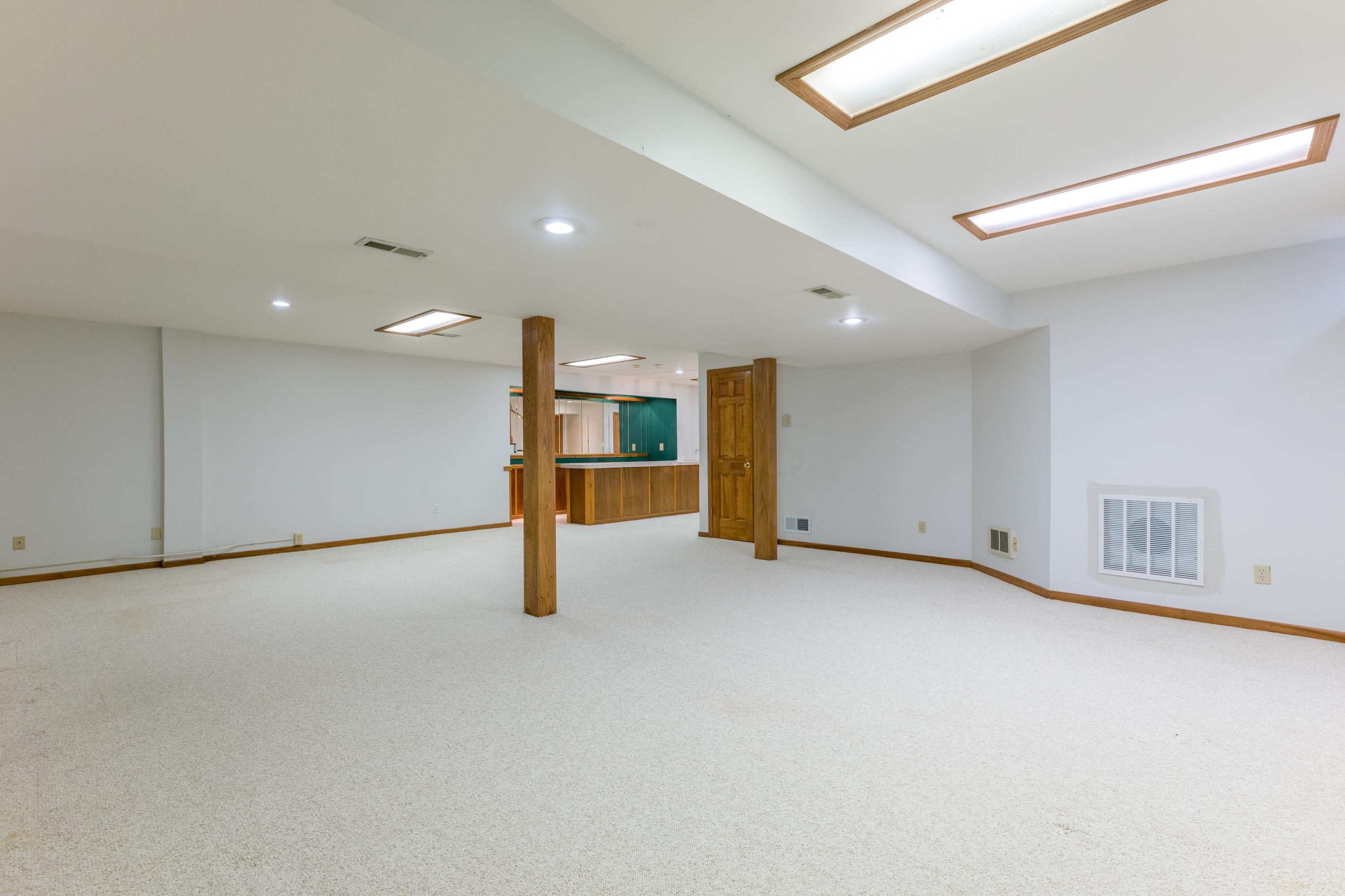 7807 Roberts Road Hilliard, OH 43026 - Photo 82 of 99 090P1635119