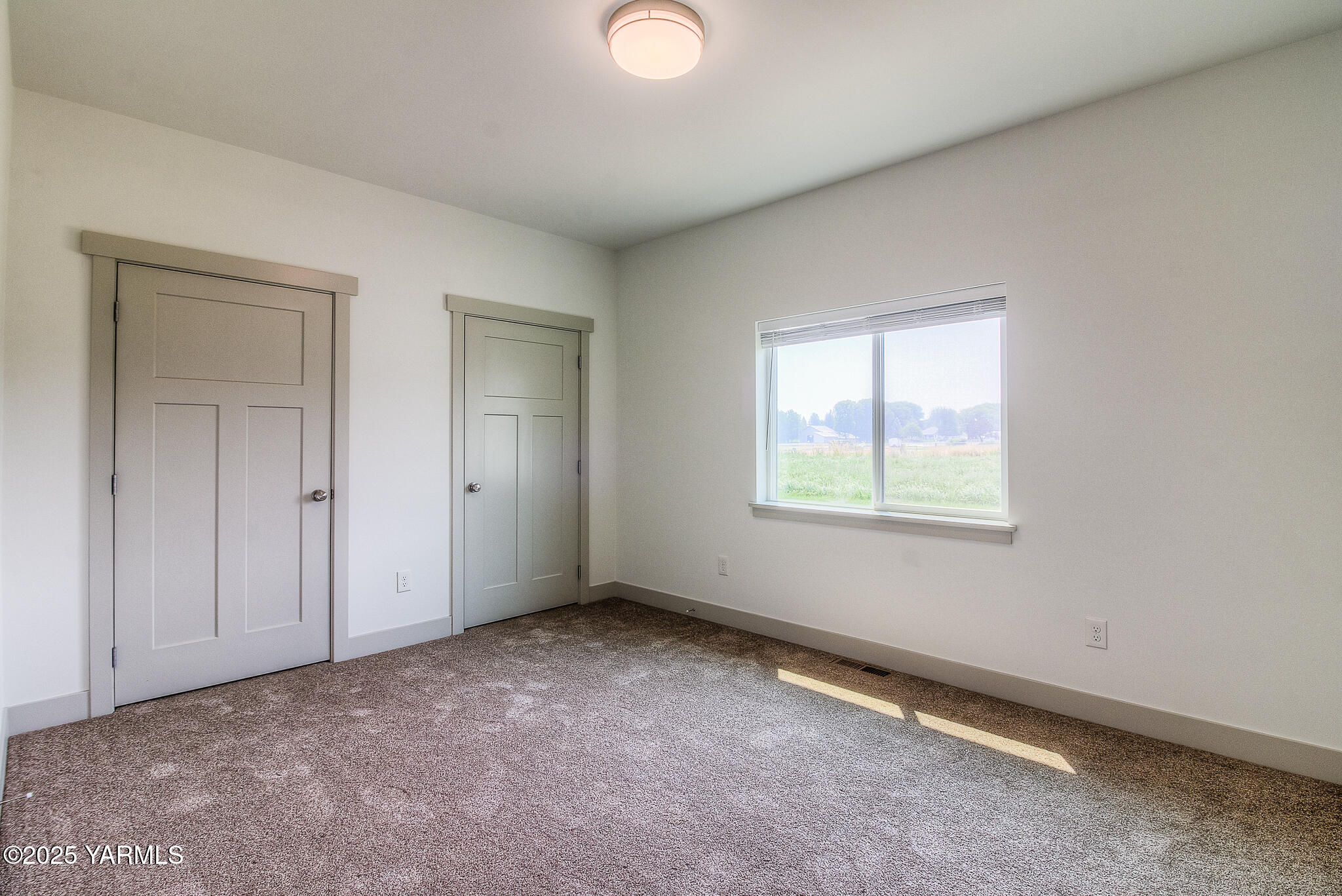 15020 Douglas Road Yakima, WA 98908 - Photo 23 of 38 23 Bedroom 3