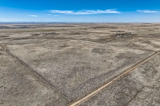 $213,000 | 46 East County Road 46, Strasburg, CO 80136