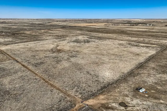 $213,000 | 46 East County Road 46, Strasburg, CO 80136