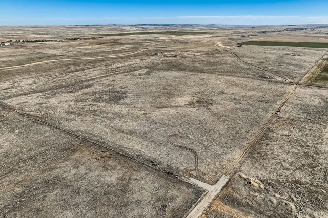 $213,000 | 46 East County Road 46, Strasburg, CO 80136