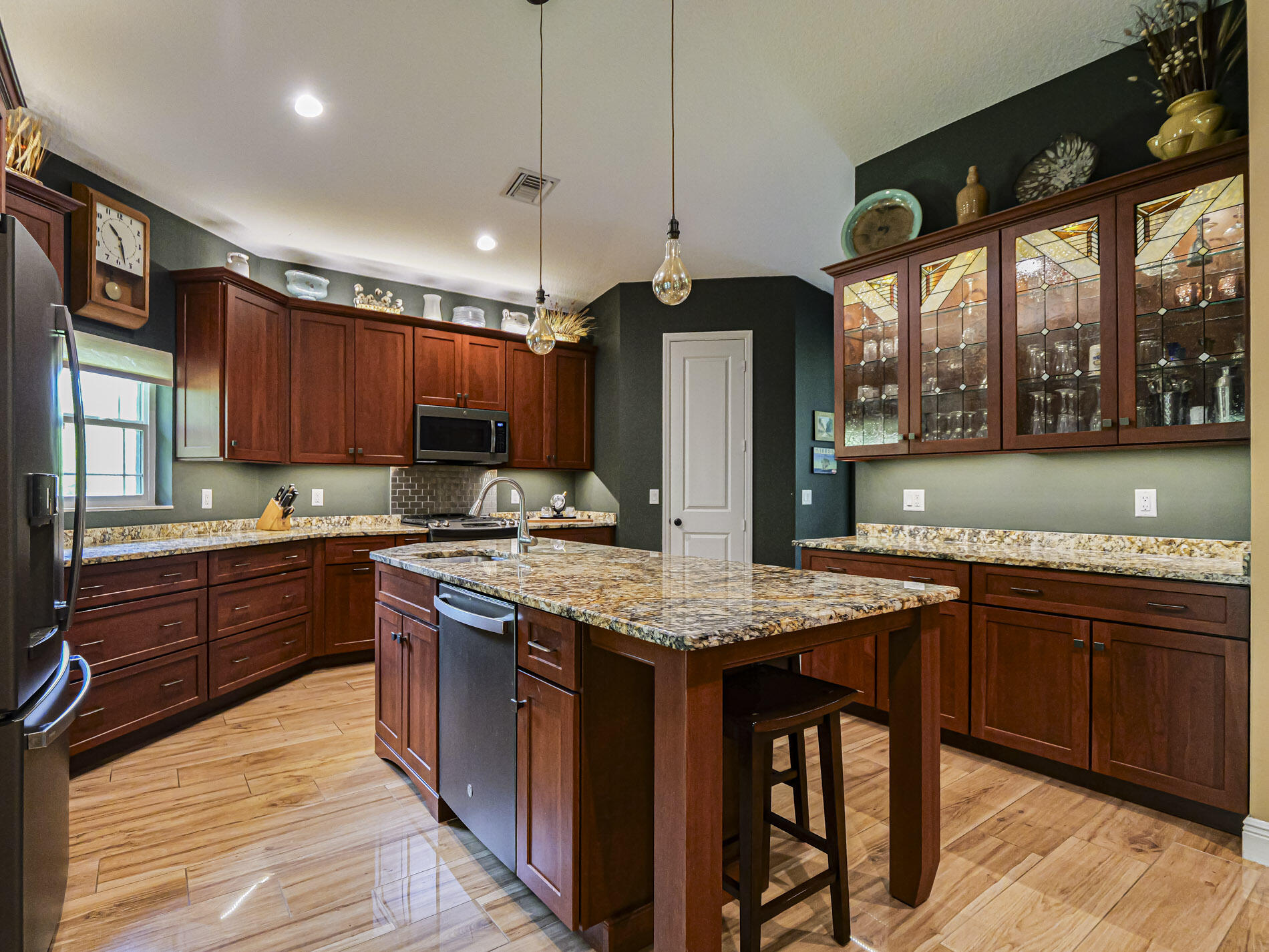 1354 Southwest Locks Road Stuart, FL 34997 - Photo 19 of 68 23