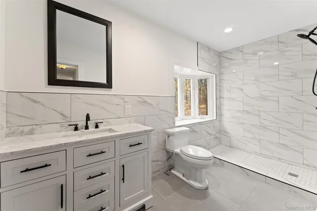 $899,000 | 54-58 De Liso Lane, Mahopac, NY 10541