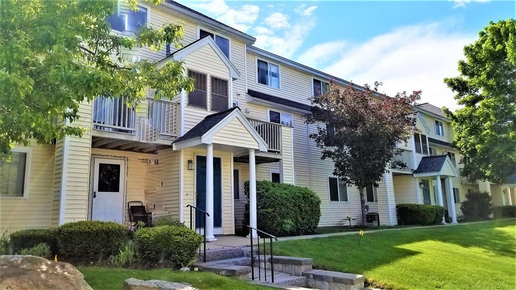 360 Littleton Road, Unit C11 Chelmsford, MA 01824 - Photo 1 of 17 Gallery Image 1