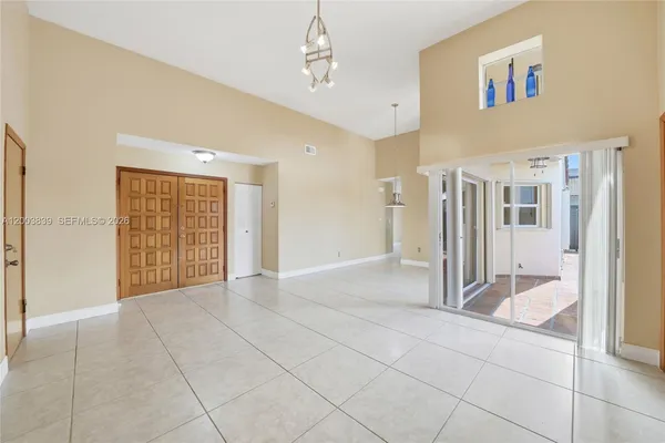 $4,000 | 631 Southwest 88th Court, Miami, FL 33174