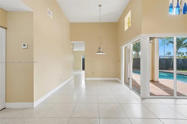 $4,000 | 631 Southwest 88th Court, Miami, FL 33174