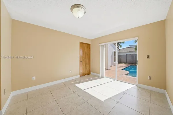 $4,000 | 631 Southwest 88th Court, Miami, FL 33174