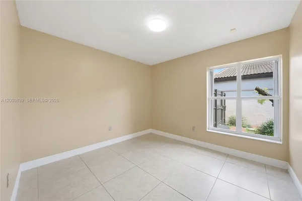 $4,000 | 631 Southwest 88th Court, Miami, FL 33174