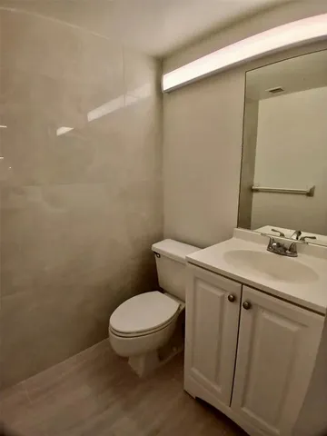 $159,000 | 4164 Inverrary Drive, Unit 311, Lauderhill, FL 33319