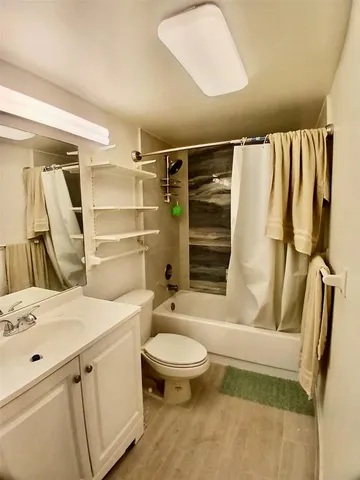 $159,000 | 4164 Inverrary Drive, Unit 311, Lauderhill, FL 33319