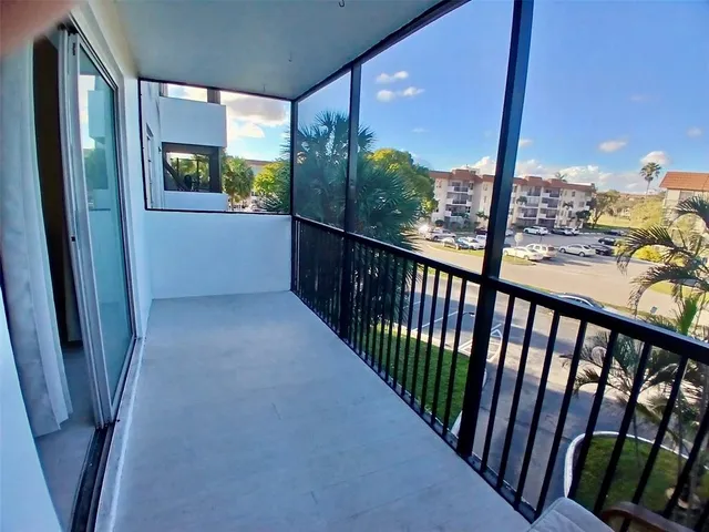 $159,000 | 4164 Inverrary Drive, Unit 311, Lauderhill, FL 33319