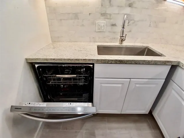 $159,000 | 4164 Inverrary Drive, Unit 311, Lauderhill, FL 33319