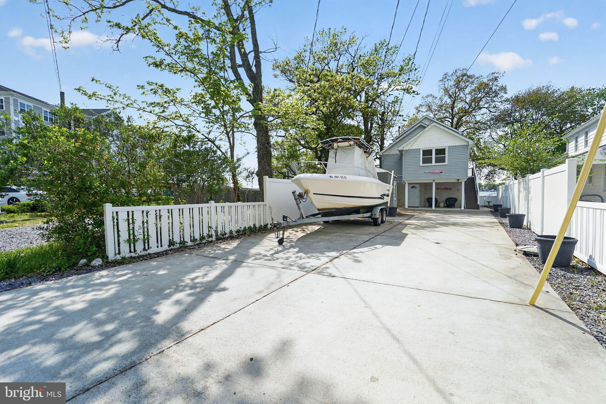 1400 Burke Road Baltimore, MD 21220 - Photo 3 of 48