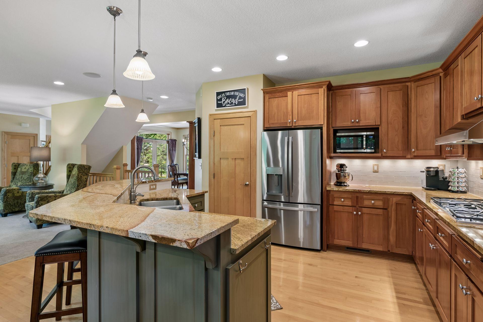 2866 Timberview Trail Chaska, MN 55318 - Photo 14 of 45