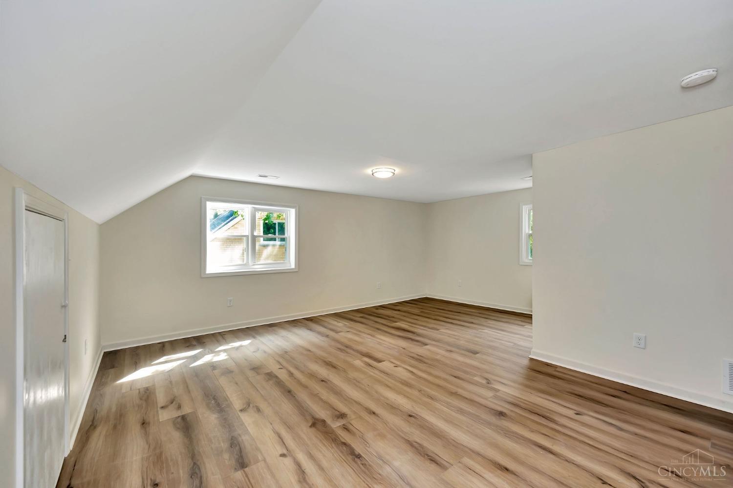 1059 Roxie Lane Cincinnati, OH 45224 - Photo 22 of 35 Gallery Image 22