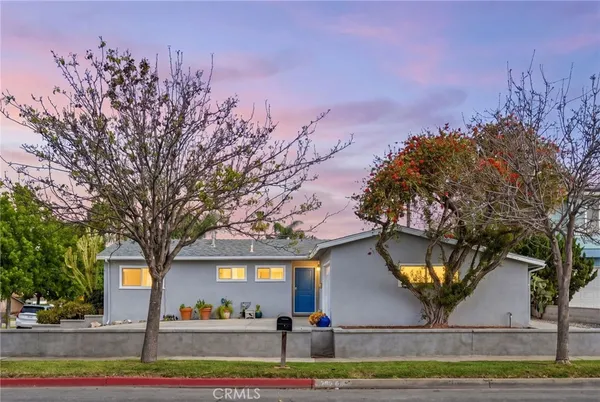 $1,299,000 | 956 West Wilson Street, Costa Mesa, CA 92627