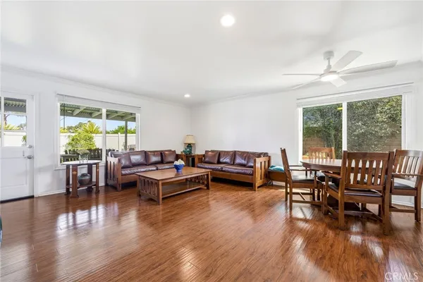 $1,299,000 | 956 West Wilson Street, Costa Mesa, CA 92627