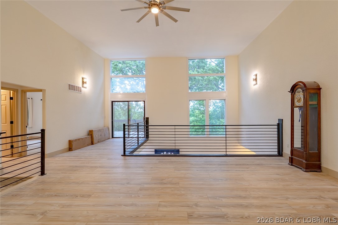 423 Hillside Road Lake Ozark, MO 65049 - Photo 27 of 37